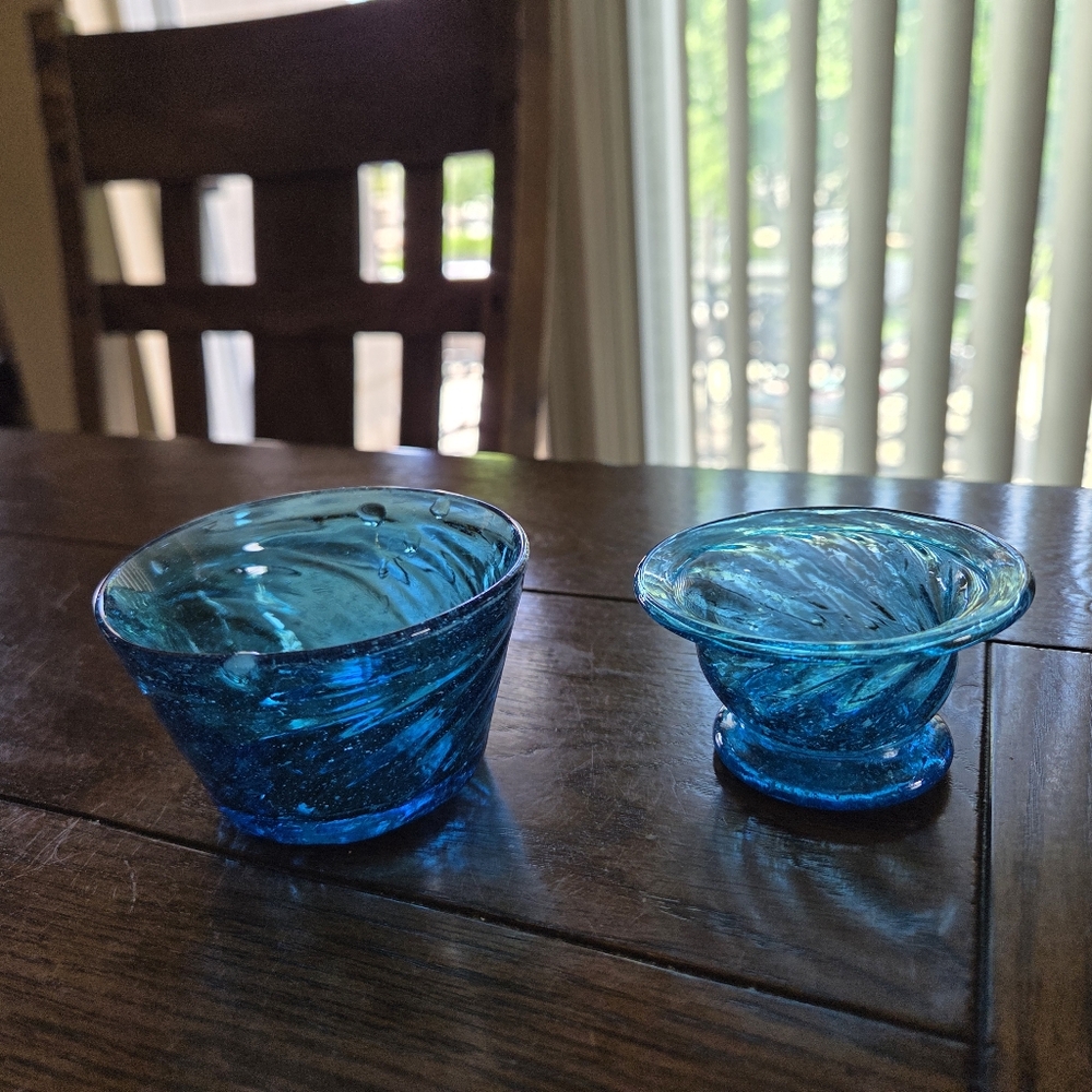 Pretty Blue Bubble Swirl Art Glass Pieces